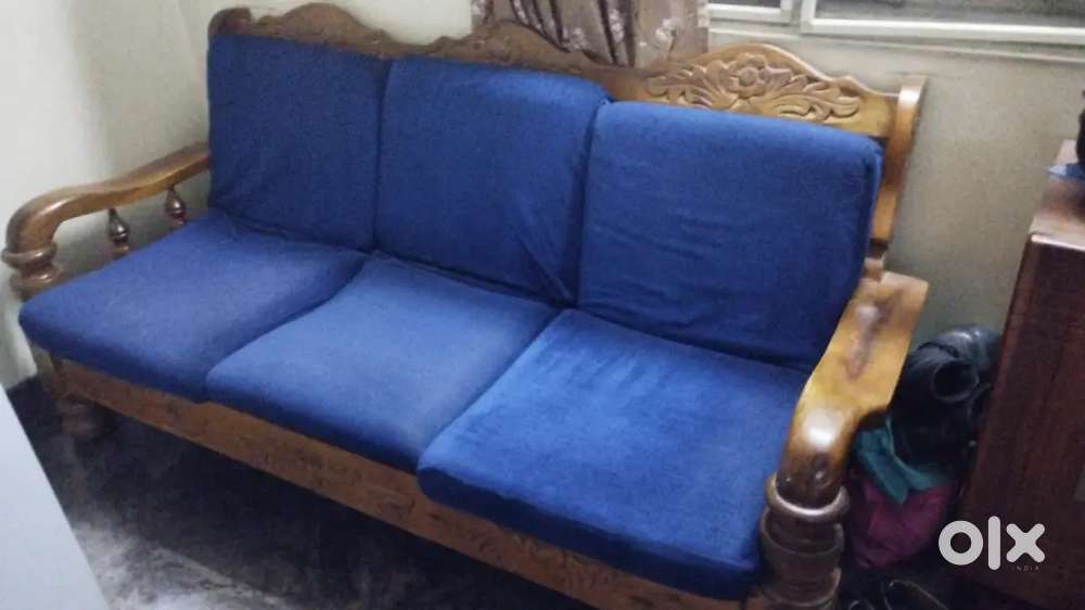 3 SEATER SOFA