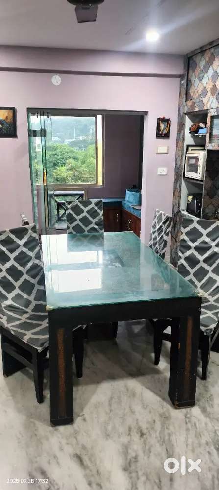 Dinning table