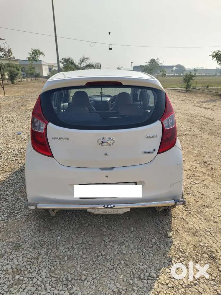 Hyundai EON 2013 Petrol Well Maintained