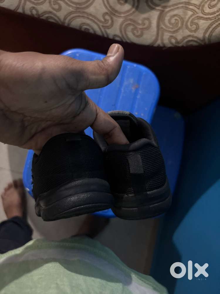 School shoes for 4 to 6 years old girls boys