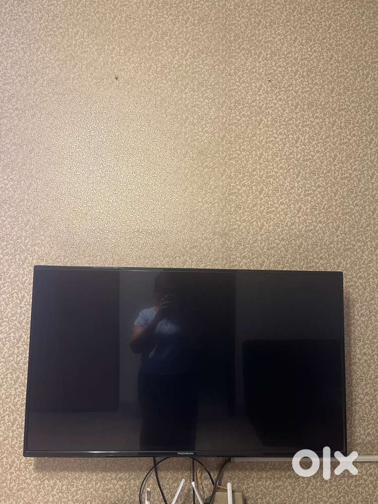 Thomson 43-Inch Smart TV - Like New! - Fully Functional - Best Price!