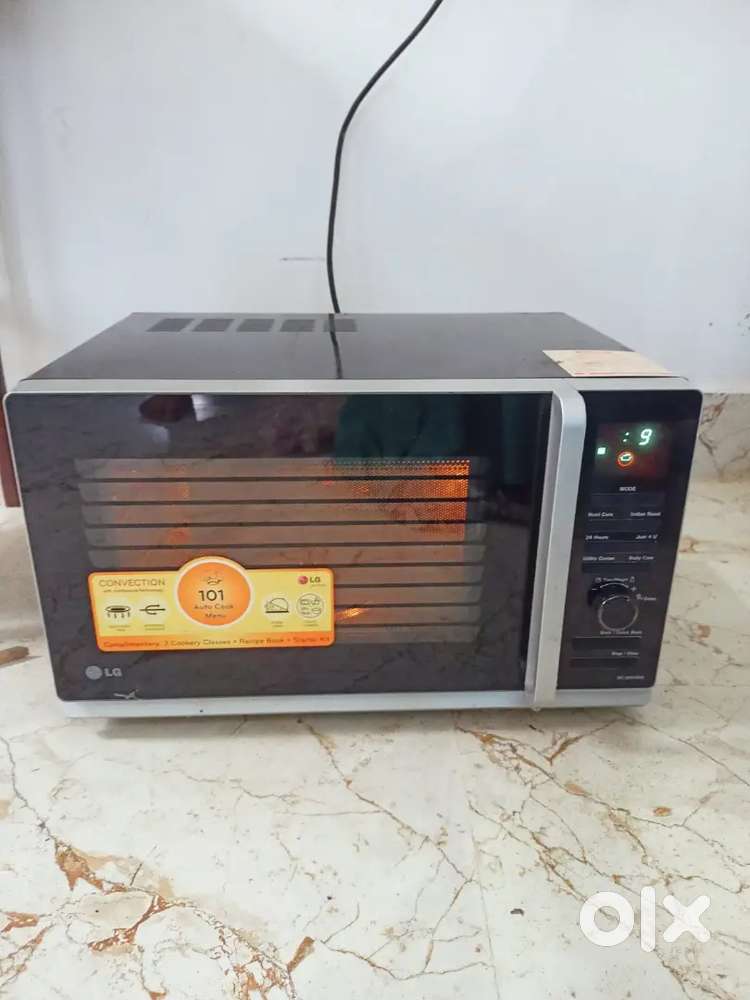 LG Microwave oven