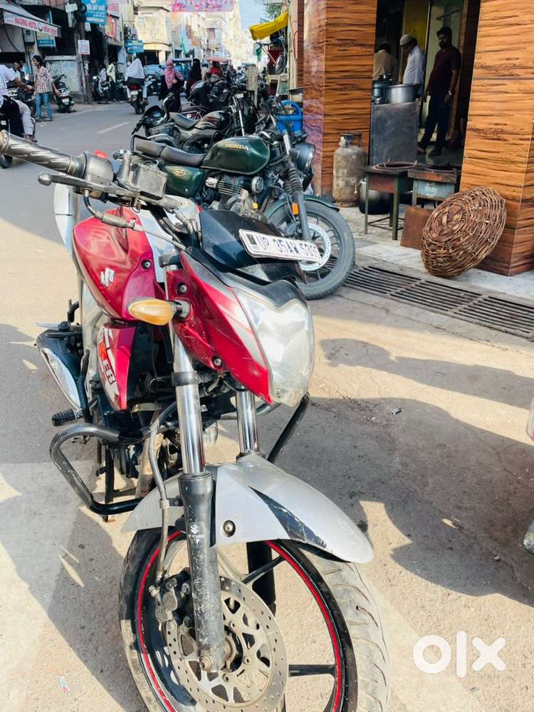 SUZUKI GIXER SF 150 well maintained original engine no any problem