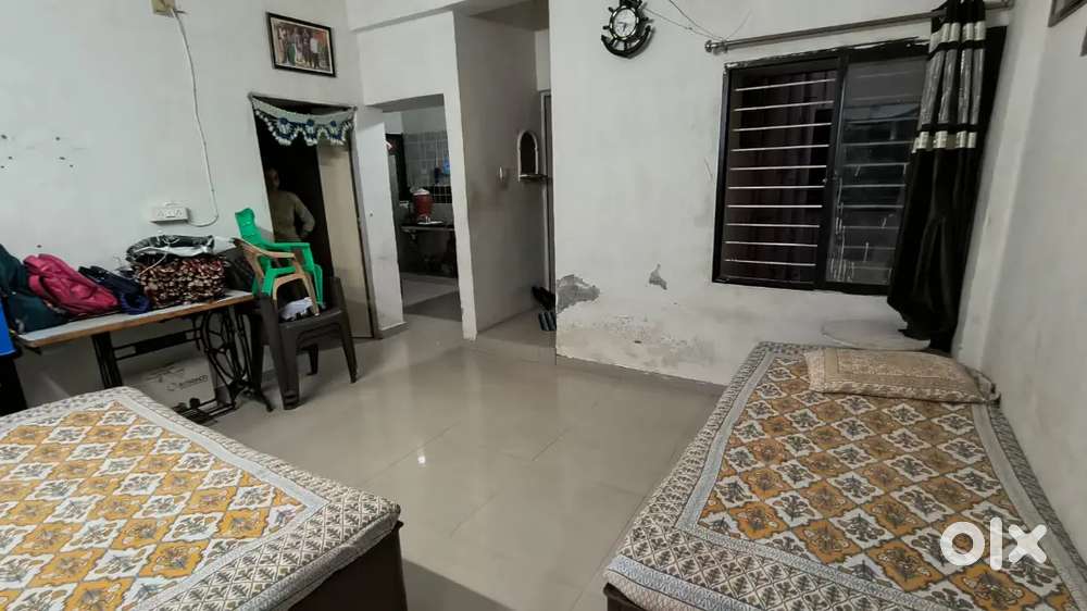 1BHK Semi Furnished Flat On Sell