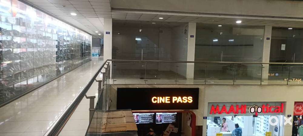 First Floor Shop for Rent