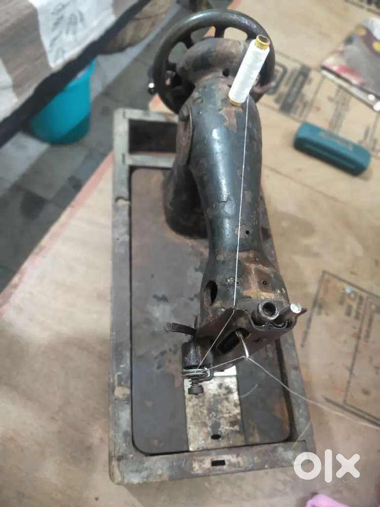 Usha Sewing Machine