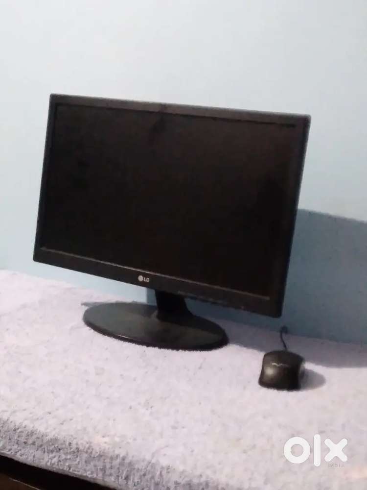 LG Monitor with TECHCOM Cpu