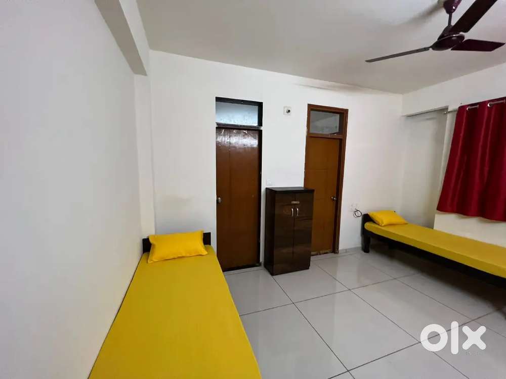 Fully furnished boys pg at Amit nagar circle near by bright school