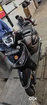 Hero Pleaure plus matt black colour scooty for sale