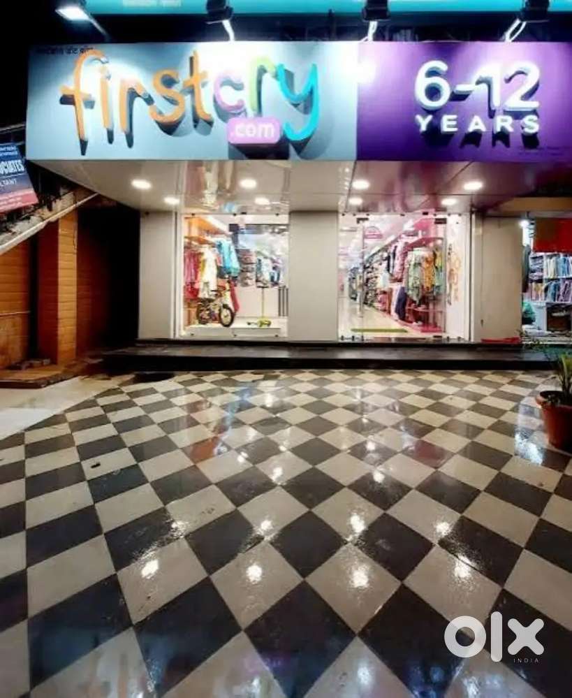 NEED STAFF REQUIRED IN FIRST CRY STORE मॉल लखनऊ