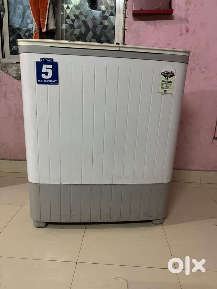 Lloyd semi automatic washing machine 7.0 Kg