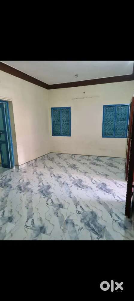 Ground floor for rent (For family)