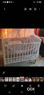 Baby Crib – Excellent Condition, Hardly Used