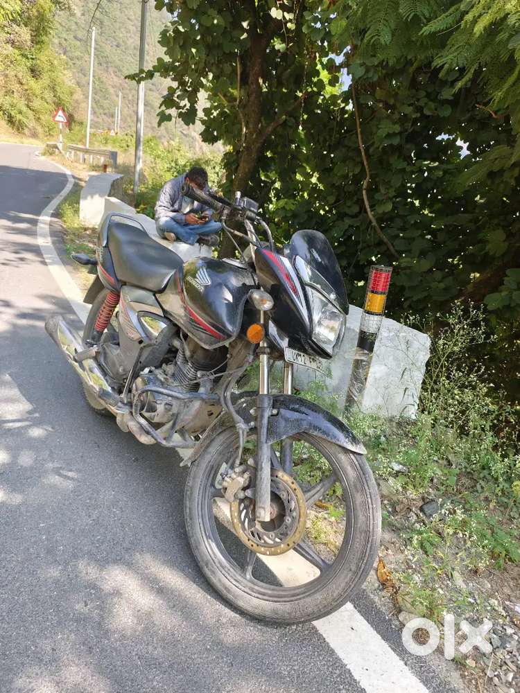 New honda shine in a mint condition