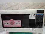LG Microwave Oven