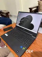 Windows 11 LAPTOP-OMMSSUL2 (February 2025 model)