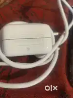 Mobile achha hai or is kasht charger bhi hai