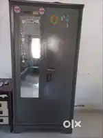 Steel Wardrobe/Almirah