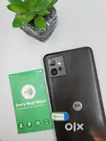 MOTO G32 8/128GB STORAGE - PHONE IS IN VERY GOOD CONDITION