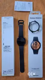 SAMSUNG GALAXY WATCH 4 (44 mm) in mint condition