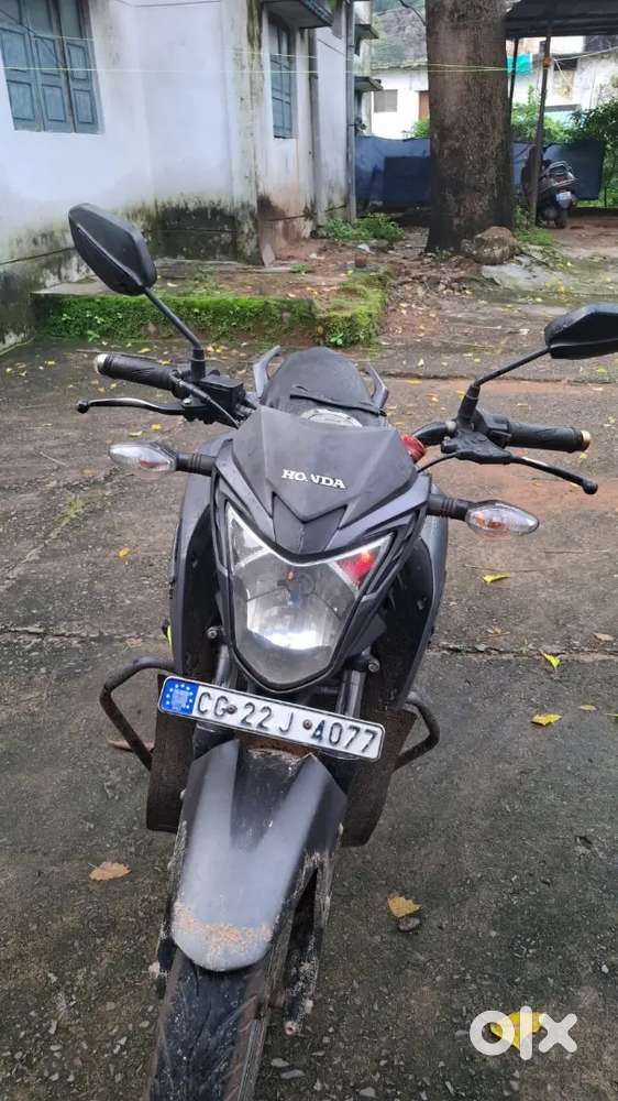 Owner - 1st  Average - 50 km per litre Tyer Condition - New