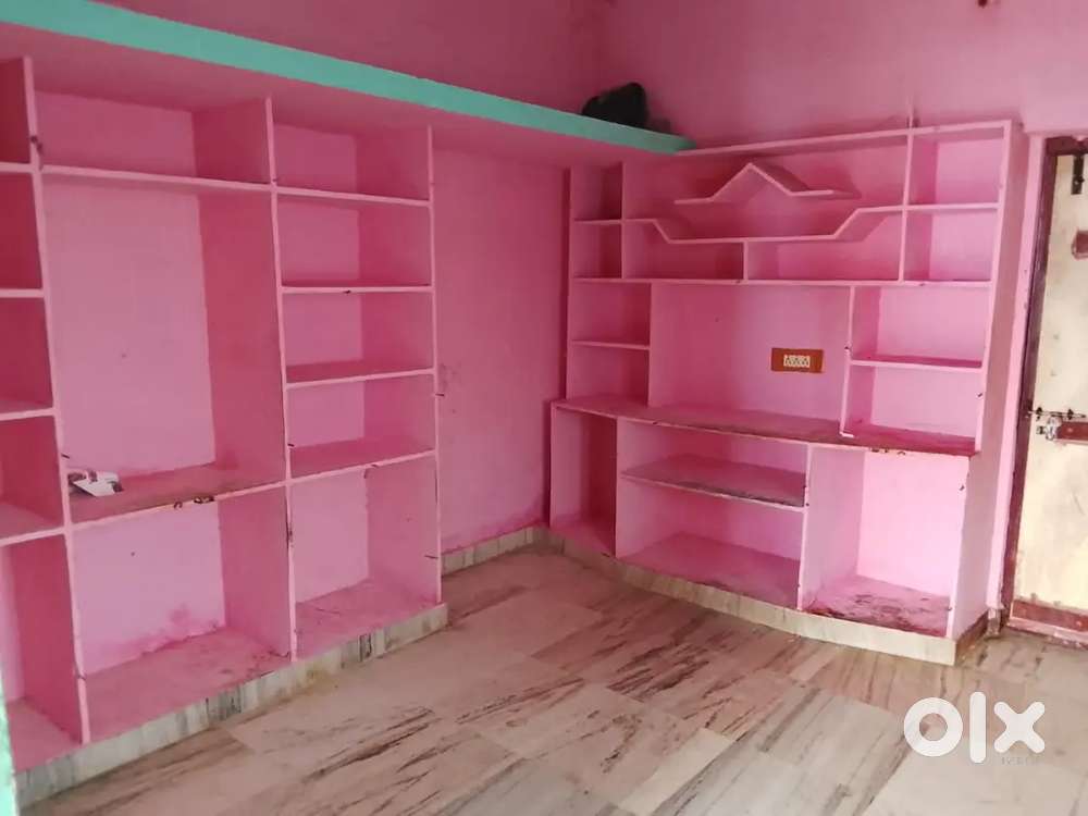 House for rent old guntur bathlars or allowed