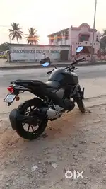 Yamaha Fz v3 , metallic black