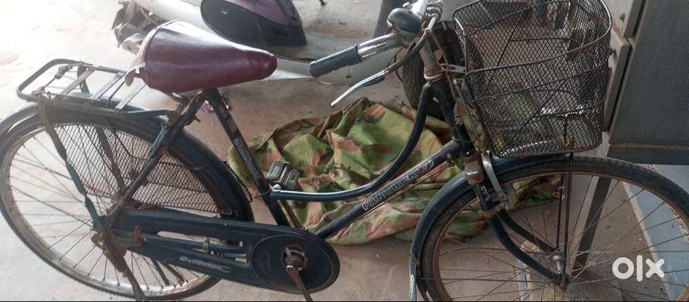 Always good condition ladies cycle and BPL tv and Sony dvd player