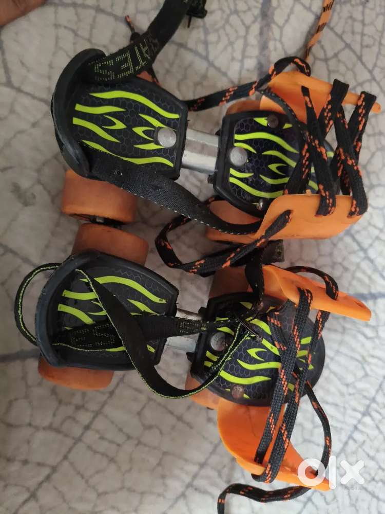Tenacity roller skates with helmet