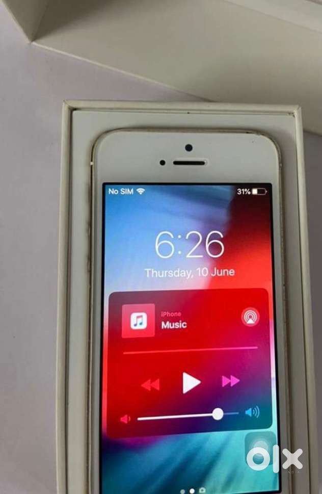 Iphone 5s 16 GB gold with original box