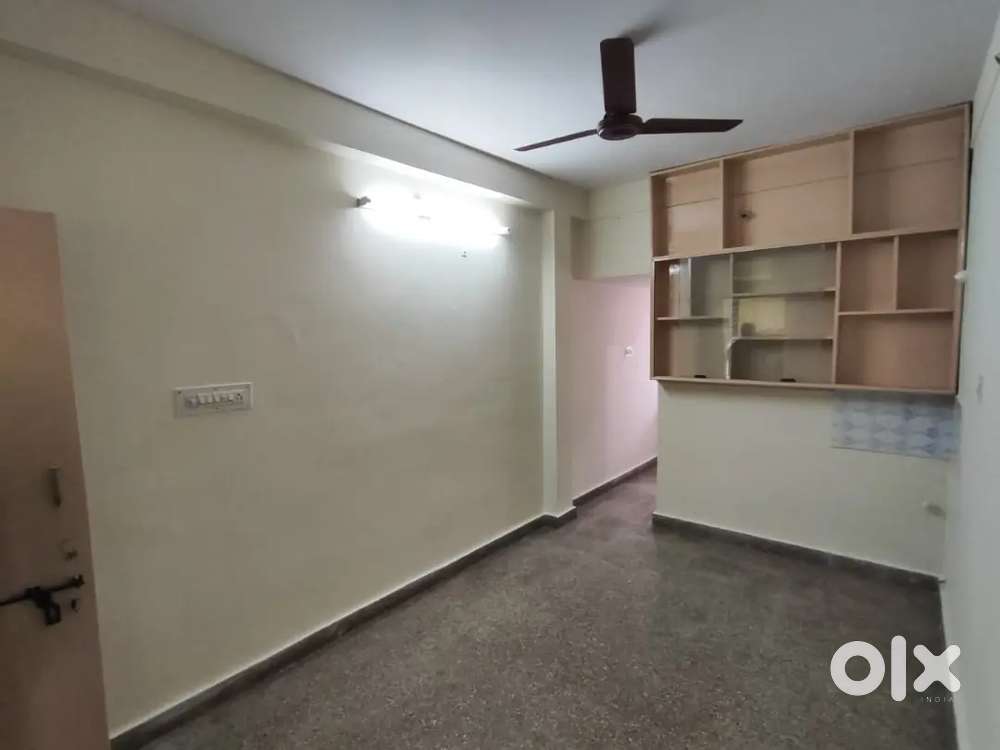 1RK Independent House for rent