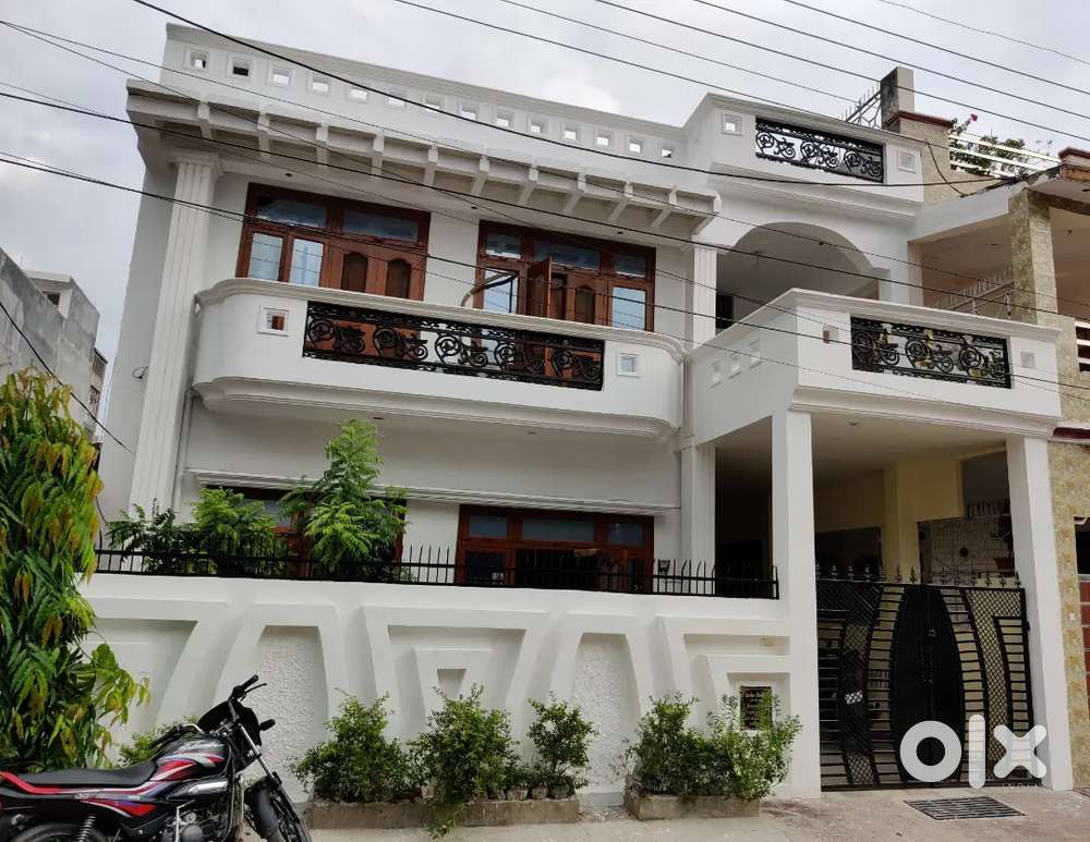 For rent in sector M Ashiyana