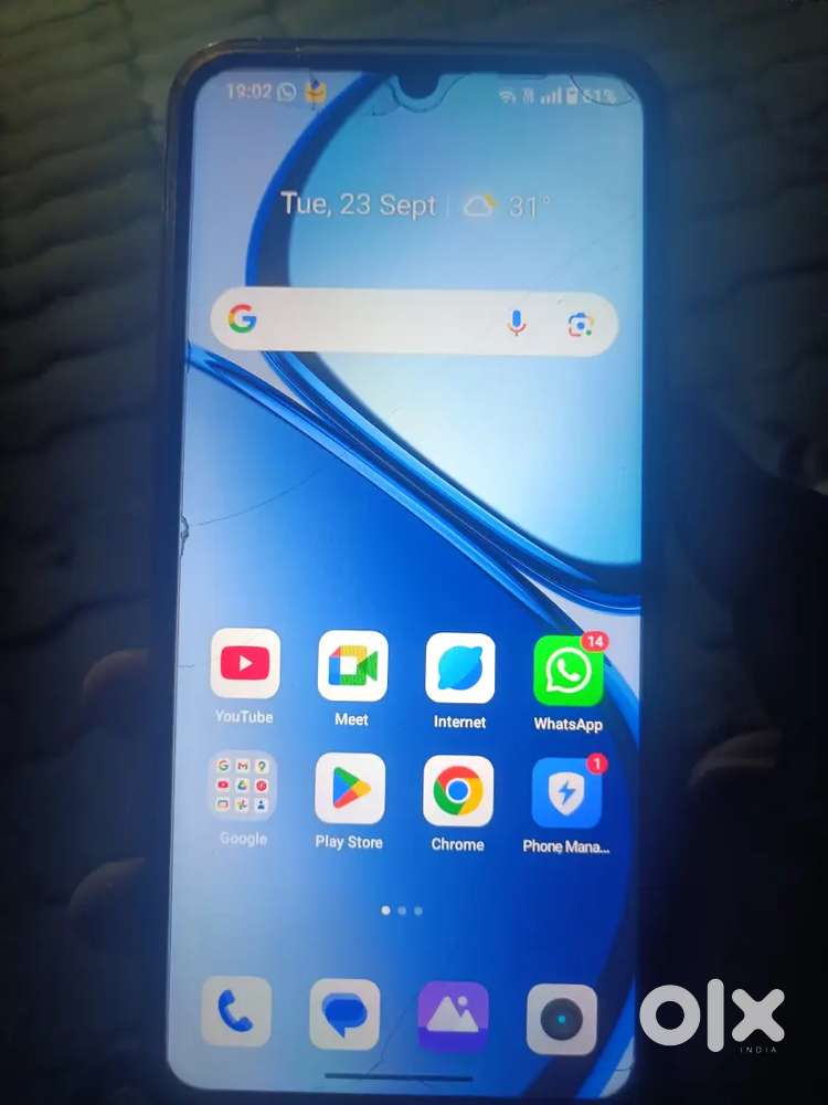 C63 4gb ram /128 gb storage