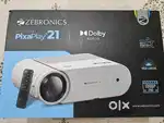 BRAND NEW PROJECTOR FOR SALE UNUSED