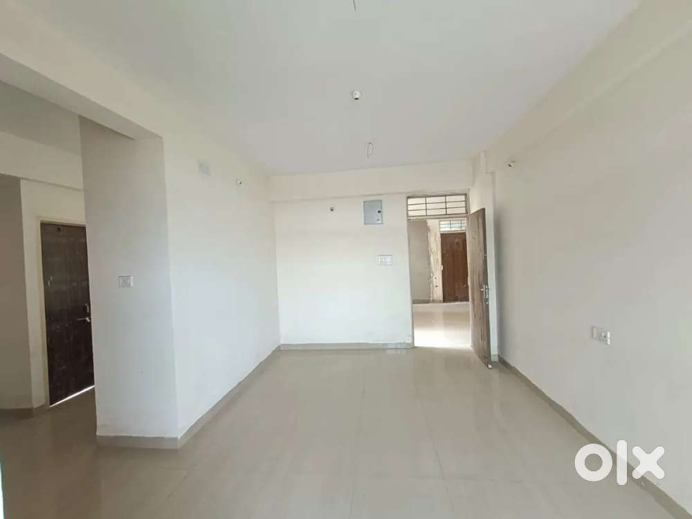 Urgent requirement Roommate or room