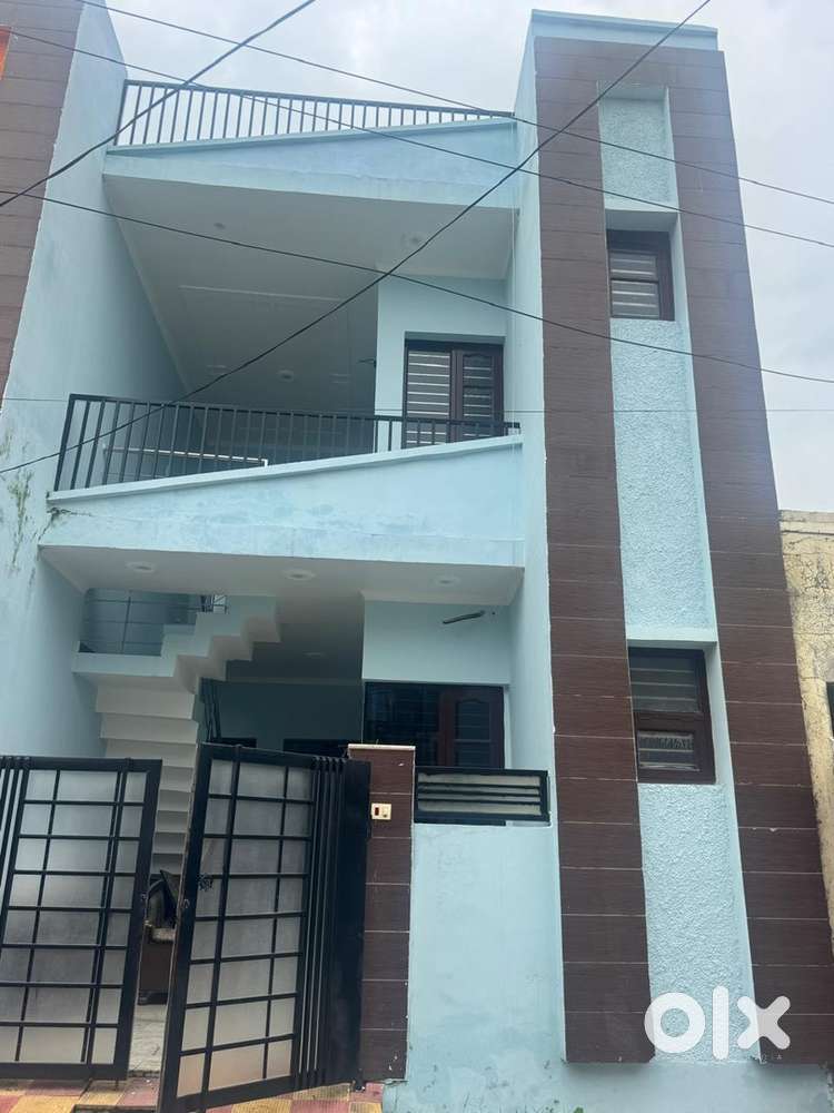 Owner build up ,two side open near by market Gurudawa Sahib mandir