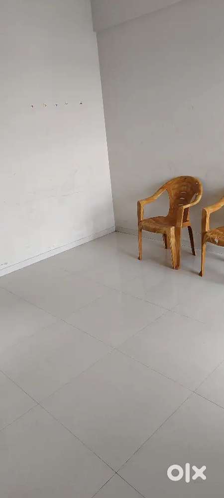 1 BHK flat for rent in Bharti vidhyapith college area near