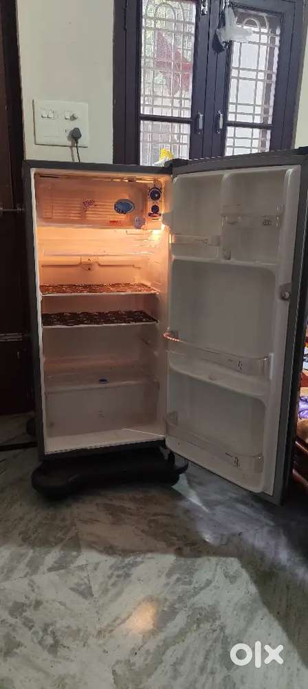 Whirlpool Refrigerator