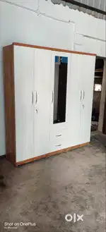 WELL FURNISHED 5 DOOR WARDROBE IN WHITE FINISHED- SPACE SAVER