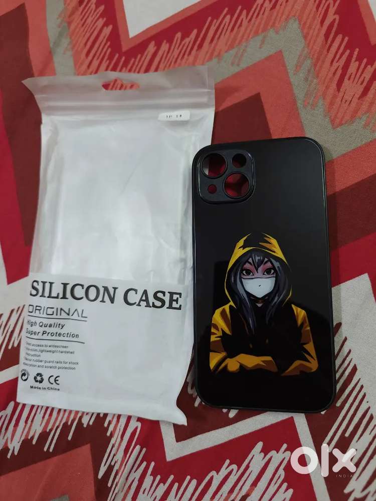 Black Silicone Case/Back Cover for iPhone 13/14