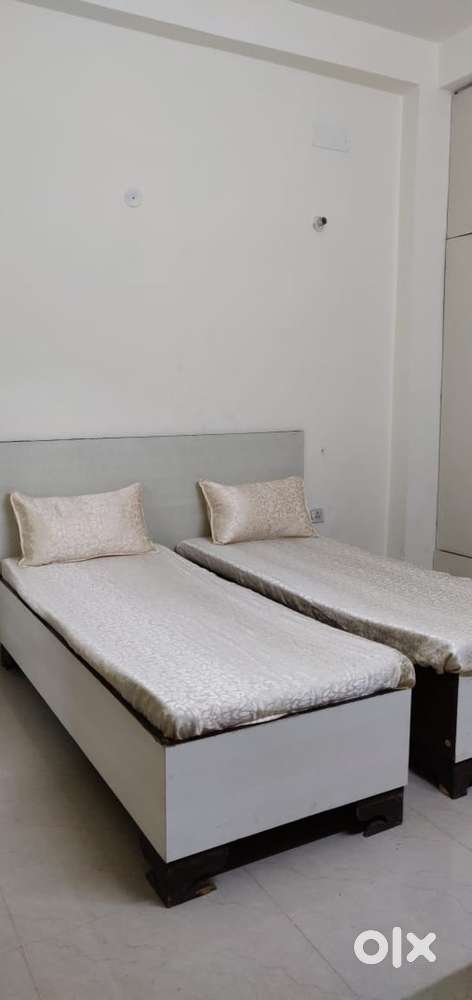 Sale janta plot sector 20 1.30 cr