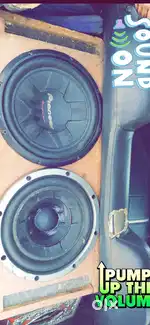 Pioneer double subwoofer with amp and wiring
