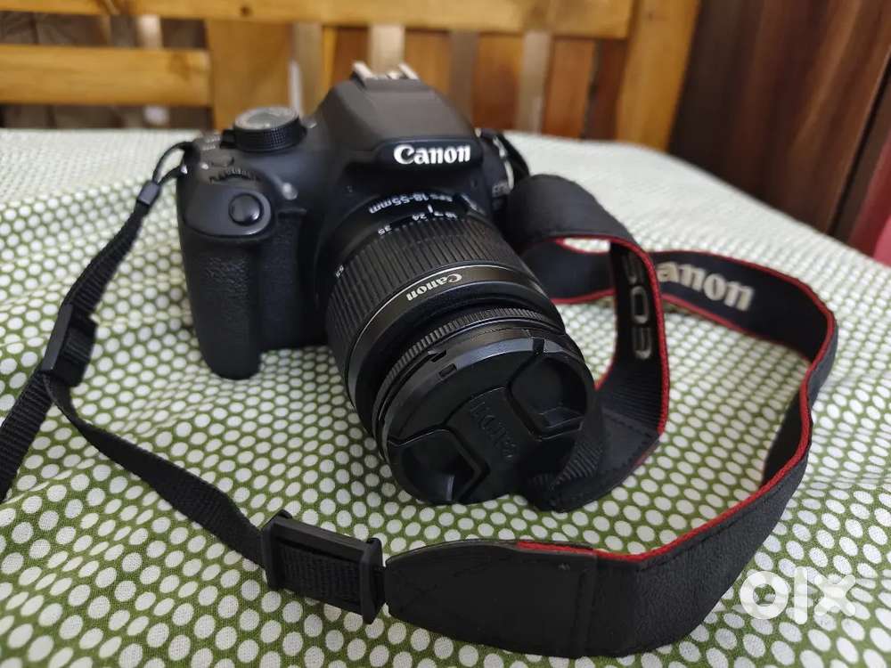 DSLR Camera