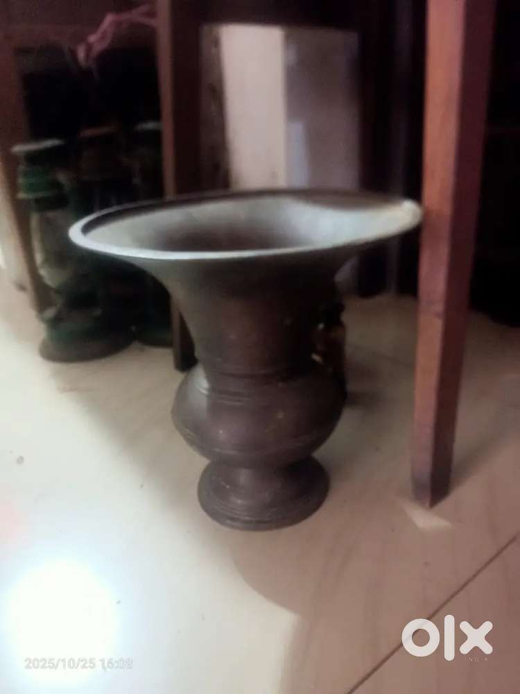 Urgent sale antique kolambi