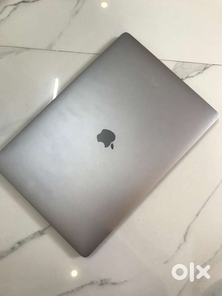 Macbook pro A2141 /16 GB/512 SSD/i7/16 inch