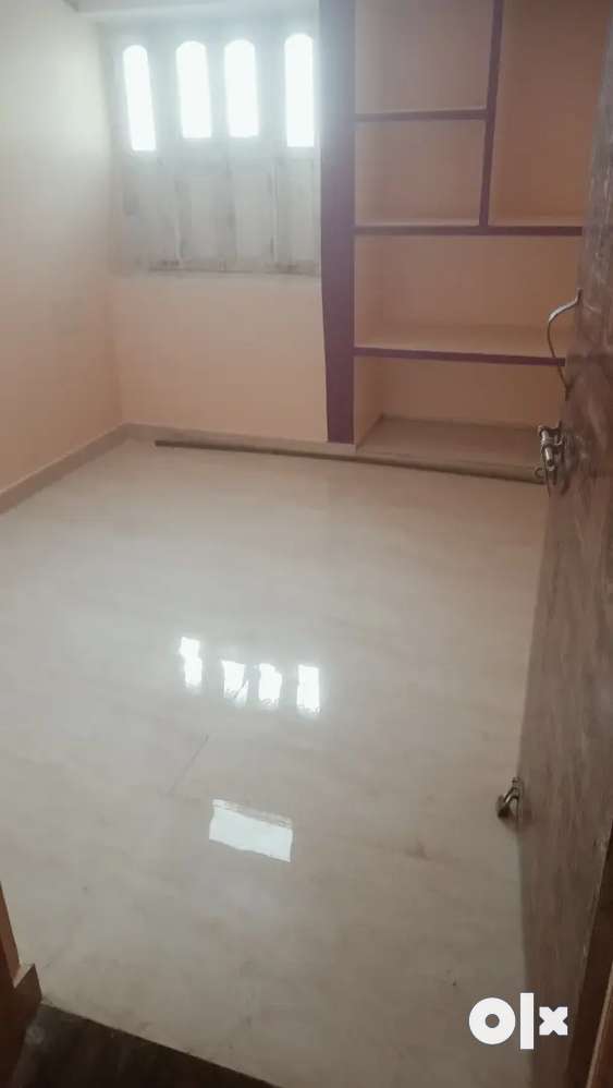 2 BHK flat for rent with Balcony