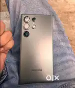 Samsung' s23 ultra only 4 month old with bill box warranty