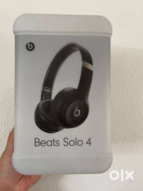 Beats Solo 4 Wireless Bluetooth Headphones