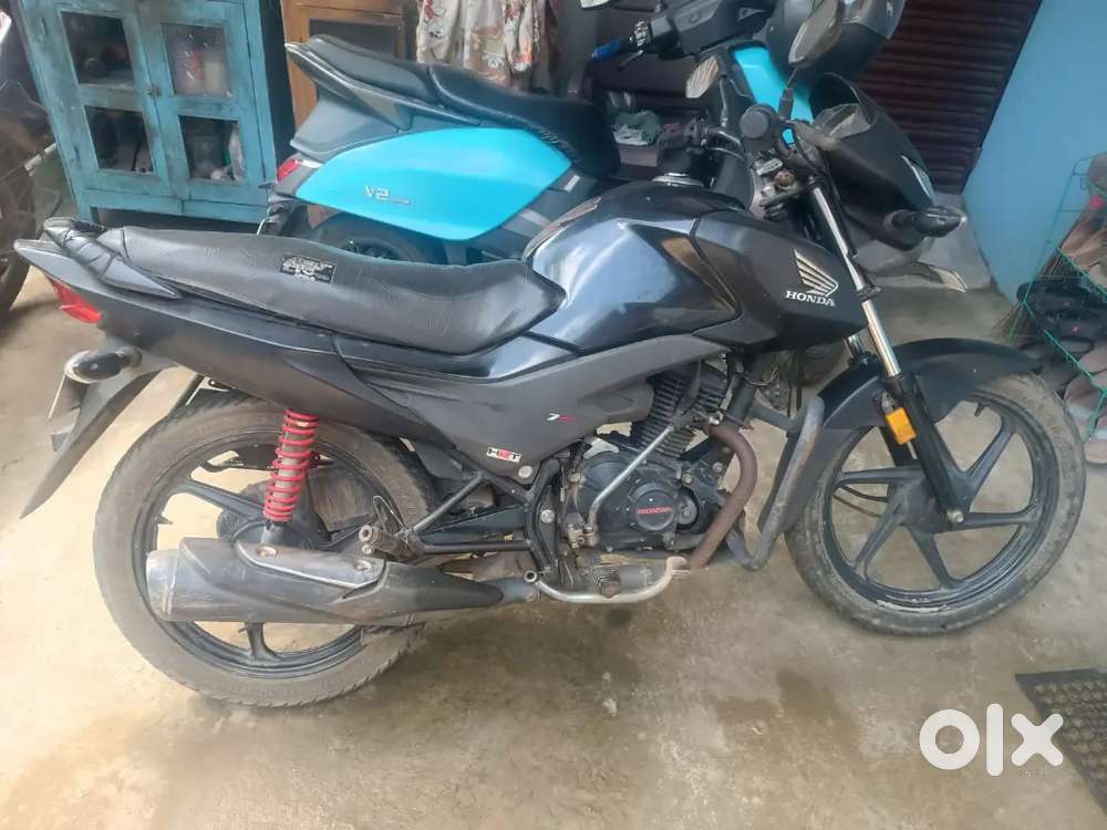 Sale honda livo 110cc bike.Good condition.all documents ok