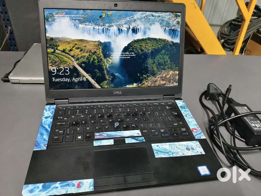 Dell latitude i5 8th generation 8gb ram 256gb ssd